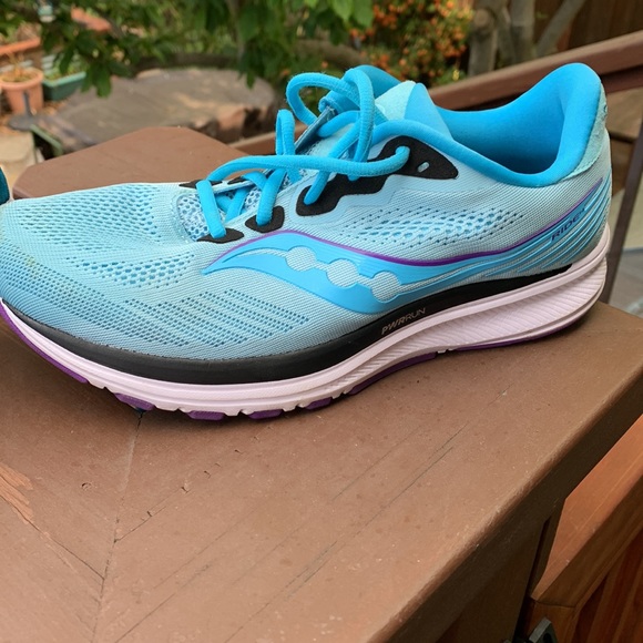 Saucony Formfit 10 Like New - Picture 7 of 7